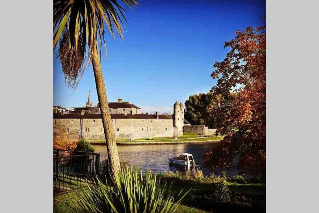 Swallow Lane, Enniskillen, Co Fermanagh, 5* Chic Villa Exterior foto