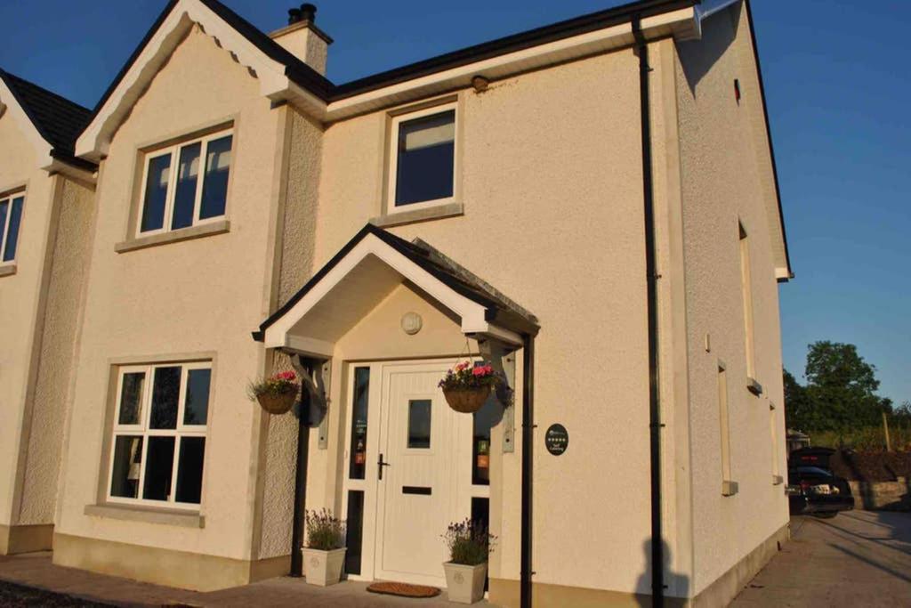 Swallow Lane, Enniskillen, Co Fermanagh, 5* Chic Villa Exterior foto